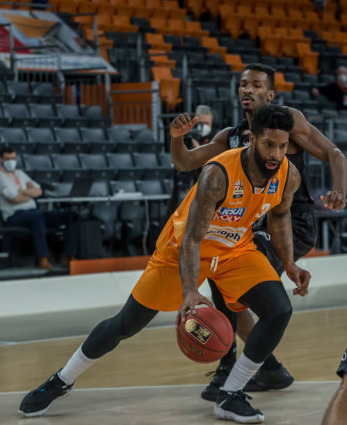 显然开始初 显然开始初