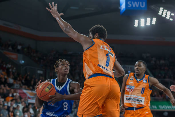 交易和阵容 交易和阵容